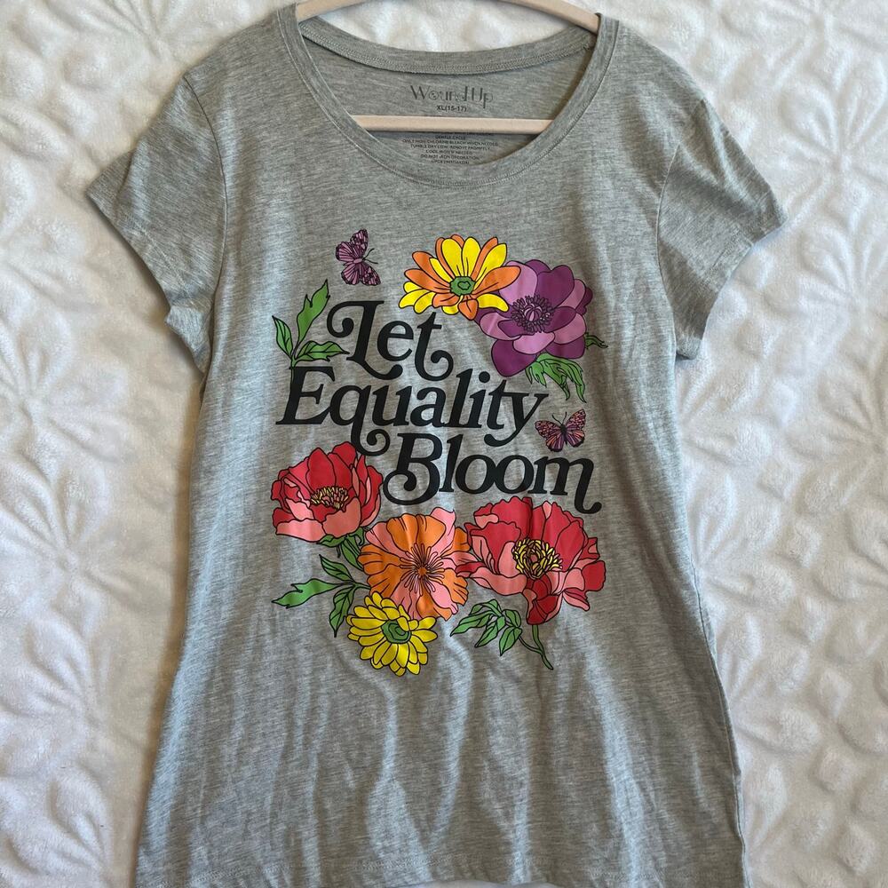 Wound Up brand t-shirt LET EQUALITY BLOOM size XL (15-17)